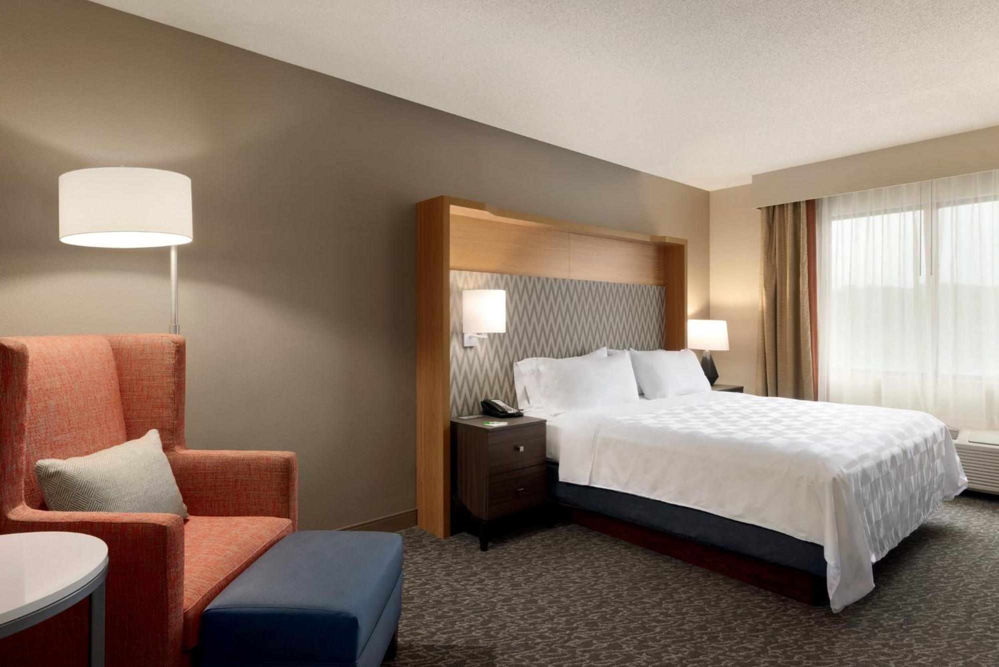 Holiday Inn Hotel & Suites Council Bluffs By Ihg Exterior photo