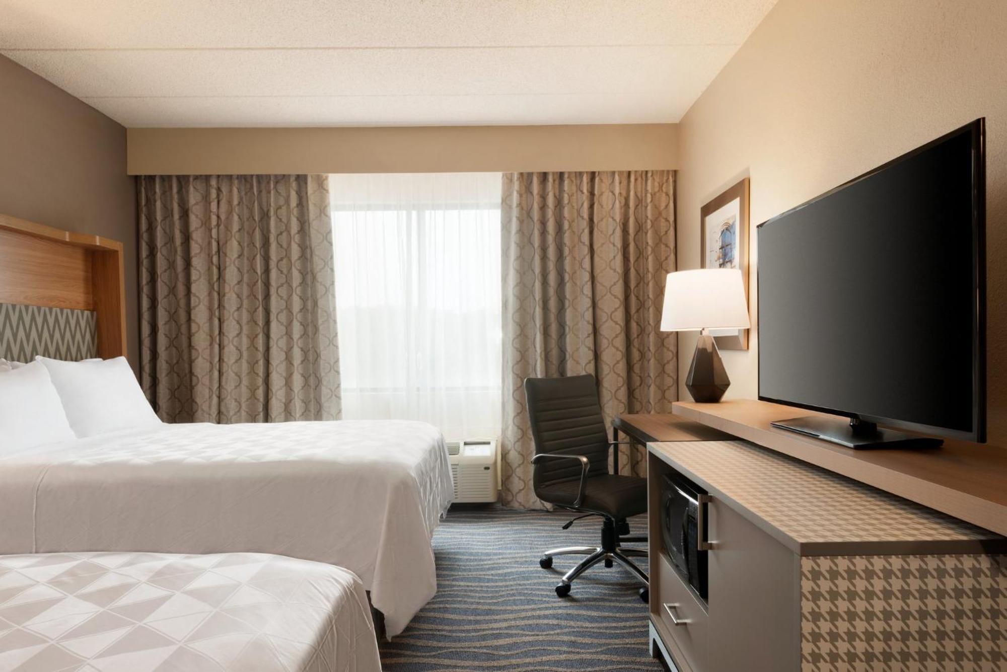 Holiday Inn Hotel & Suites Council Bluffs By Ihg Exterior photo