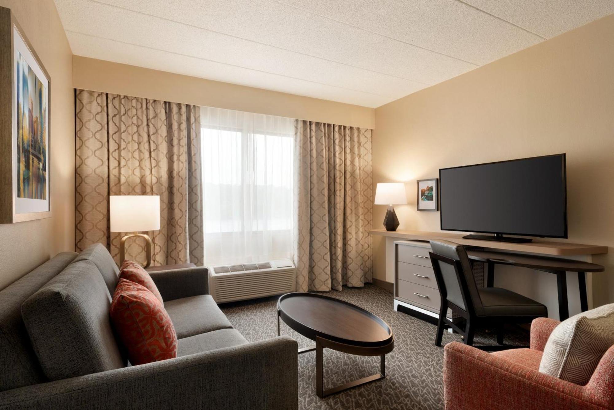 Holiday Inn Hotel & Suites Council Bluffs By Ihg Exterior photo